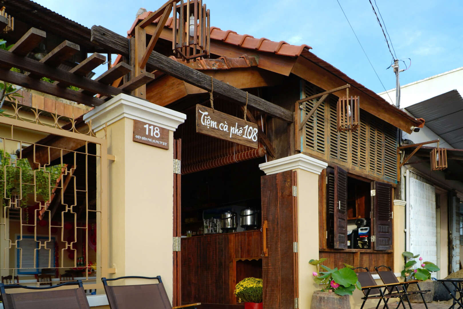 Cafe 108