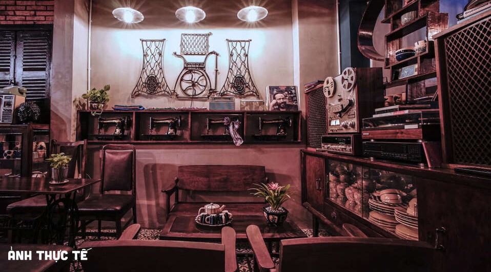 La Madame Cafe